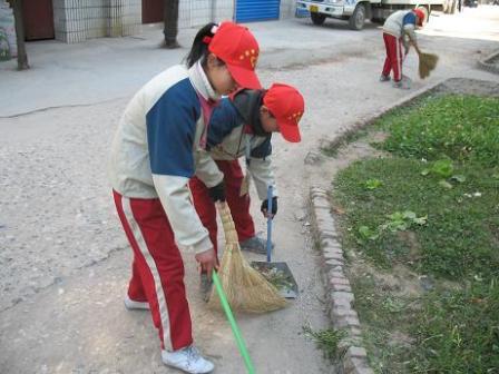 天长先锋网-共青团天长市委组织青少年志愿者