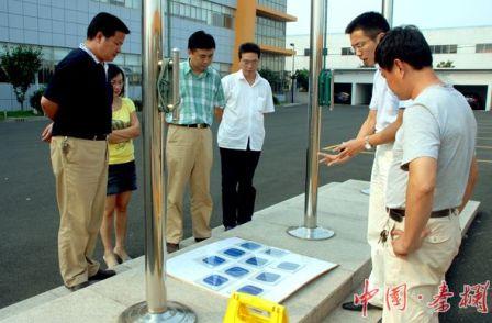 秦栏gdp_中国gdp增长图