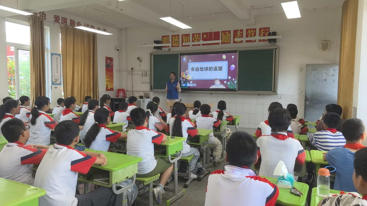 仁和集镇团委：科普启智，点亮青少年科学新光芒