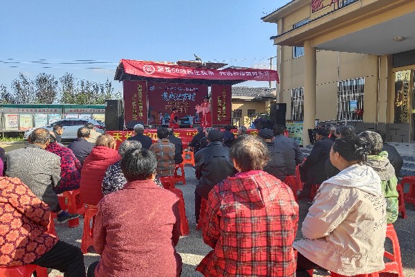 郑集镇团委：青春志愿红 情暖夕阳红