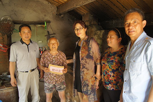 天长市市场监督管理局到汊涧镇开展"党的生日·群众的节日"活动