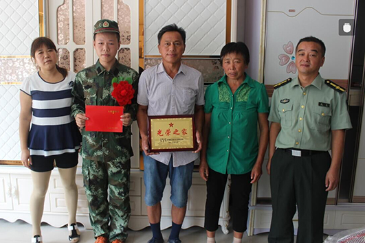 天长市汊涧镇走访慰问入伍新兵