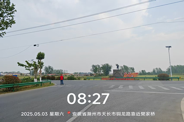 陈庄村在五一假期开展交通安全宣传，守护村民平安出行
